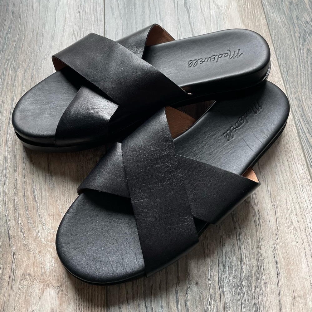 Like New The Louisa Crisscross Slide